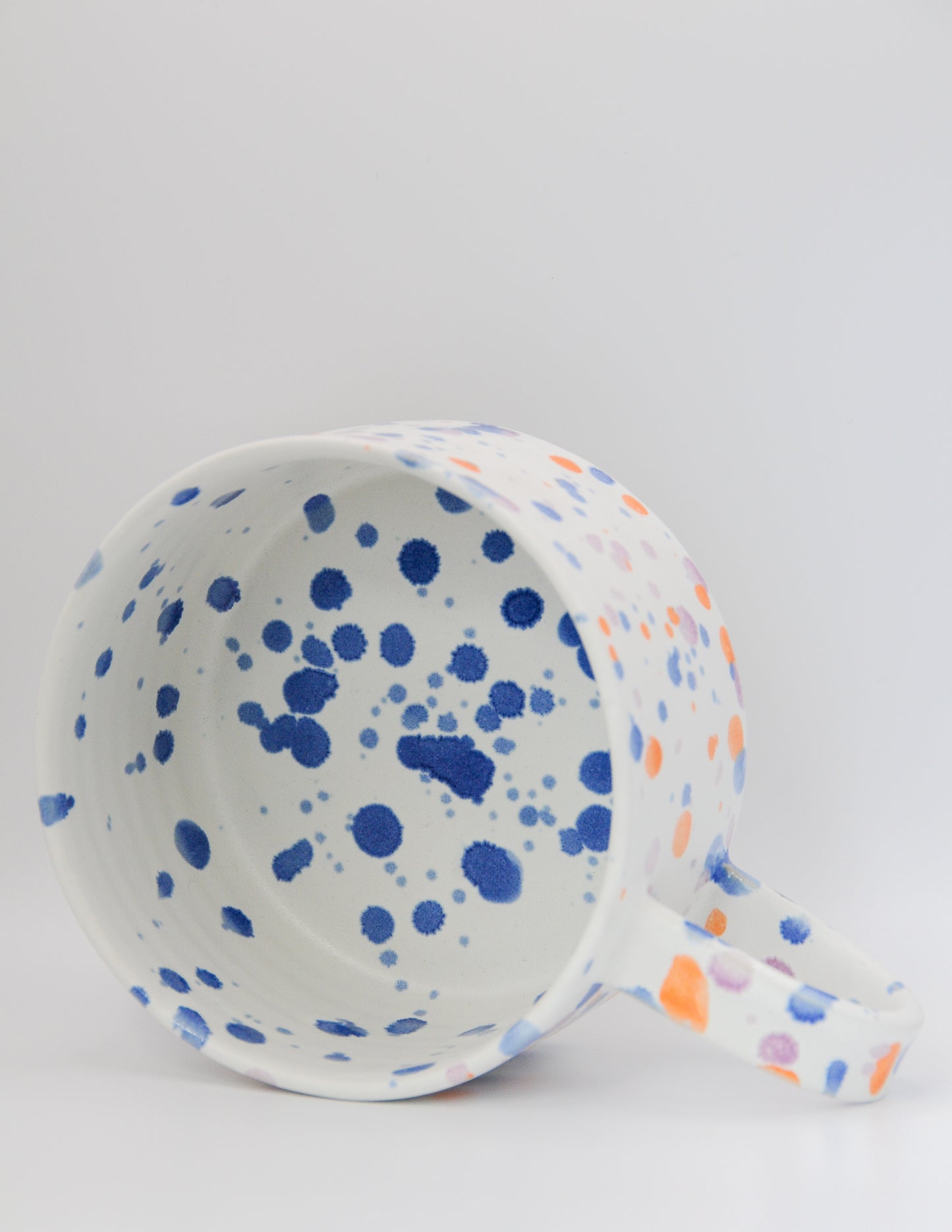 KONFETTI Tasse breit/bunt