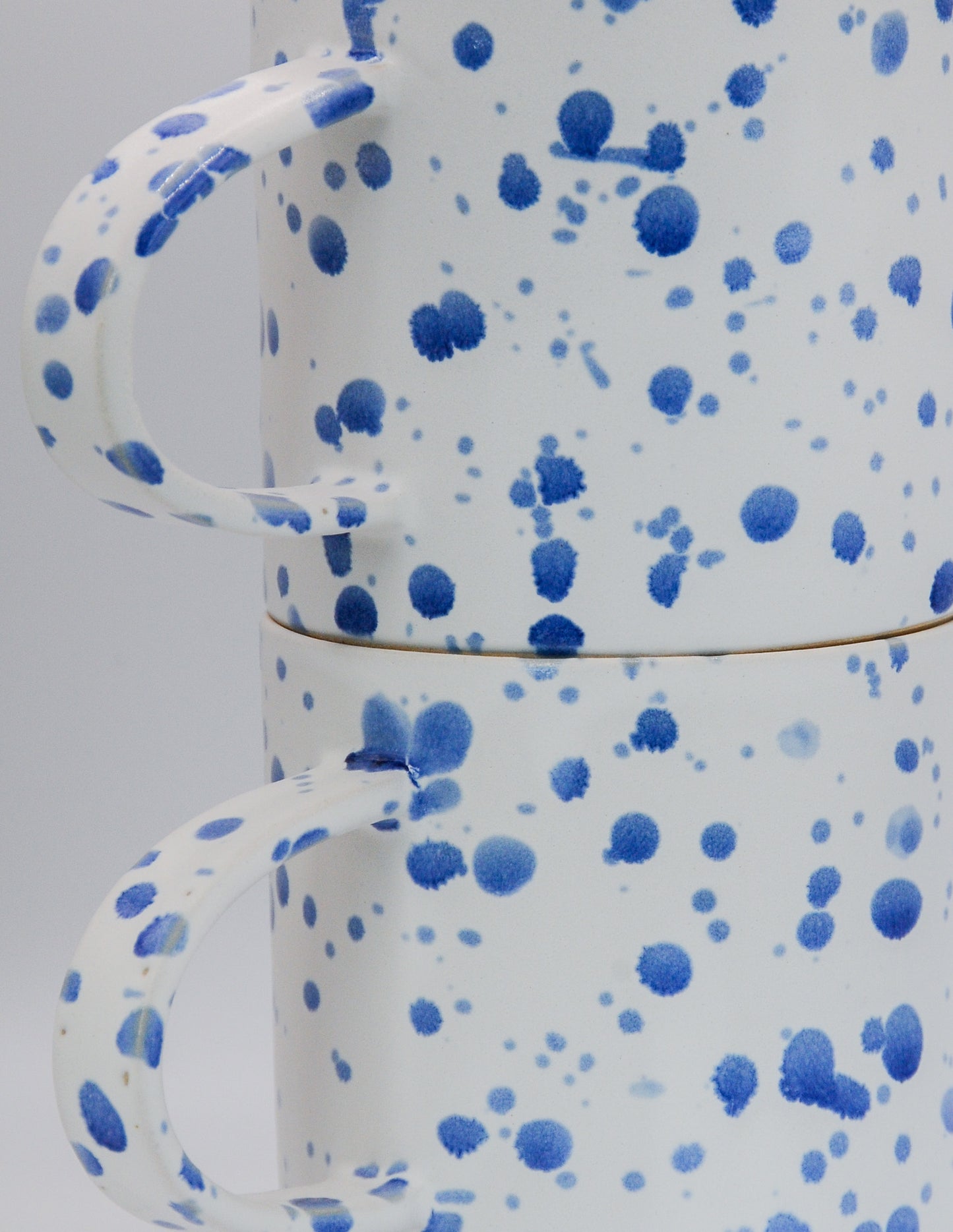 KONFETTI Tasse hoch/blau